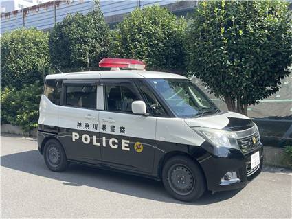 怪しい車