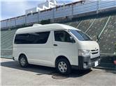 怪しい車